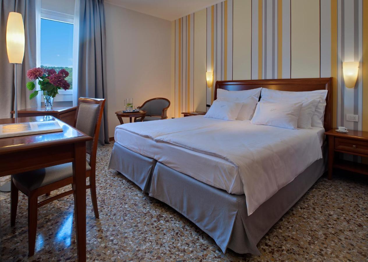 Classic Double Room,1592882468:JPEG
